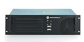 摩托罗拉全数字化中转台(中继台) XiR R8200